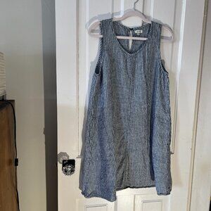 Max Studio Dress, %100 linen, with pockets, Size Large